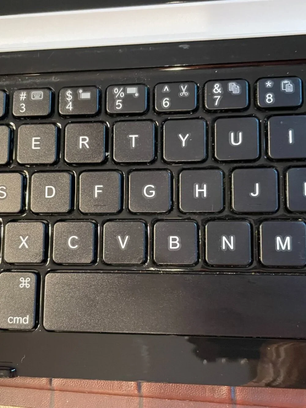 Logitech Ultrathin Mini Keyboard Bluetooth